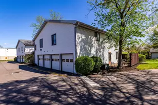 1010 E Crescentville Rd, West Chester, OH 45246 - Photo 16