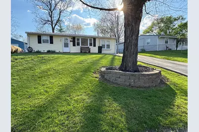 196 Orchard Circle, Blanchester, OH 45107 - Photo 2