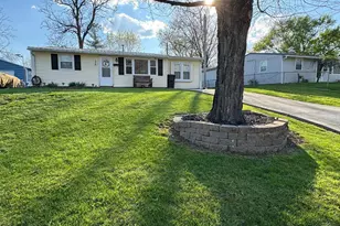 196 Orchard Circle, Blanchester, OH 45107 - Photo 2