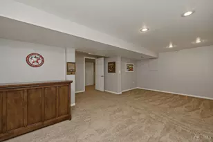 688 Whippoorwill Dr, Union Township, OH 45244 - Photo 42