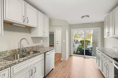 9910 Timbers Drive, Blue Ash, OH 45242 - Photo 12