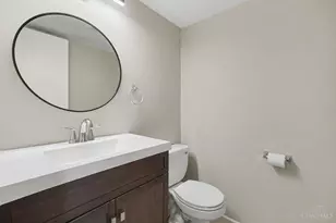 9910 Timbers Dr, Blue Ash, OH 45242 - Photo 14