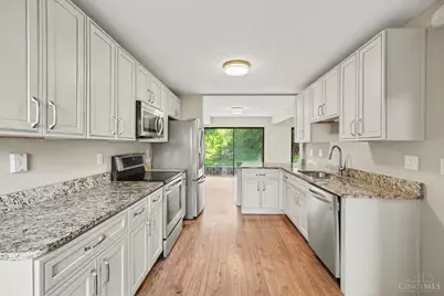 9910 Timbers Drive, Blue Ash, OH 45242 - Photo 10