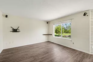 6492 Abingdon Hall, Hamilton Township, OH 45152 - Photo 4