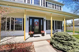 2542 Katie Dr, Lebanon, OH 45036 - Photo 2