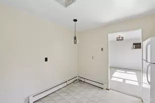 3191 Sunnyhollow Ln, Green Township, OH 45239 - Photo 16