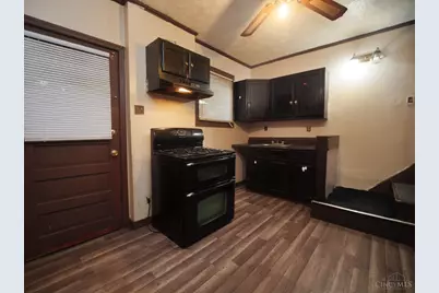 1619 Burgoyne Street, Cincinnati, OH 45223 - Photo 12