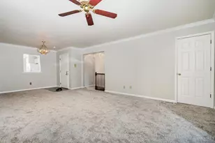 5440 Asbury Lake Dr, Green Township, OH 45247 - Photo 6