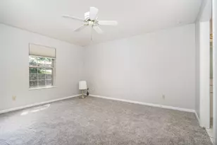 5440 Asbury Lake Dr, Green Township, OH 45247 - Photo 12