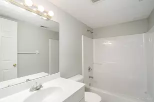 5440 Asbury Lake Dr, Green Township, OH 45247 - Photo 22