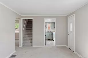 9265 Rambler Pl, Cincinnati, OH 45231 - Photo 6