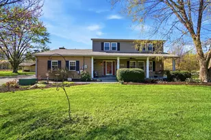 1785 Sunny Acres Dr, Ohio Township, OH 45102 - Photo 4