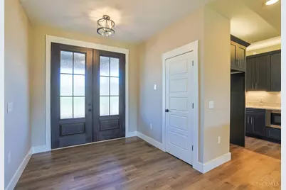 2795 Venice Crossing Drive, Ross Township, OH 45013 - Photo 4