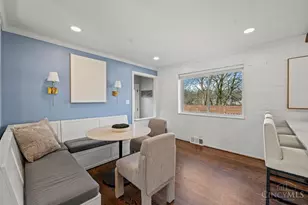 7217 Bobby Ln, Sycamore Township, OH 45243 - Photo 8