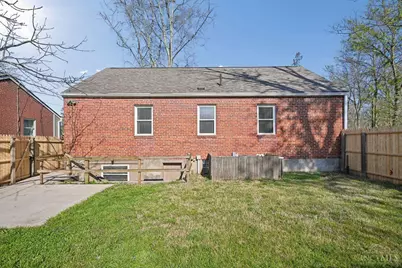 962 Helen Street, Miami Township, OH 45150 - Photo 36