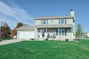 615 St James Pl, Trenton, OH 45067 - Photo 1