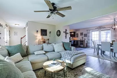 615 Saint James Place, Trenton, OH 45067 - Photo 8