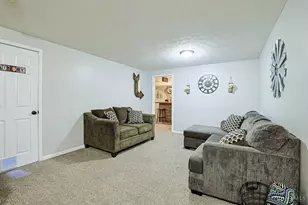 615 St James Pl, Trenton, OH 45067 - Photo 24