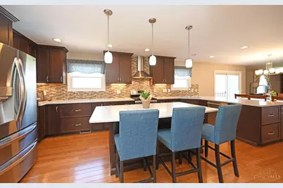 7426 Sussex Drive, West Chester, OH 45069 - Photo 12