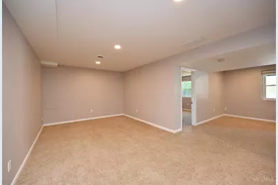 7426 Sussex Drive, West Chester, OH 45069 - Photo 38