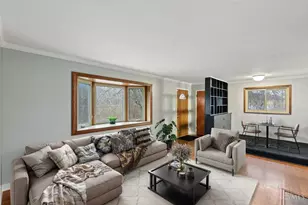 5258 Shepherd Rd, Cincinnati, OH 45223 - Photo 8