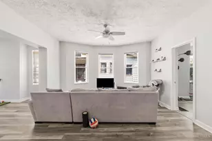 2033 Maple Ave, Norwood, OH 45212 - Photo 8