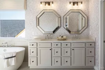 10010 Washington Glen Drive, Washington Twp, OH 45458 - Photo 18