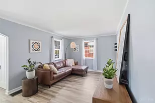 142 S Grove Ave, Wyoming, OH 45215 - Photo 6