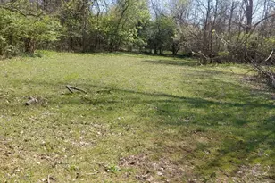 4555 Elizabeth St, Cincinnati, OH 45242 - Photo 2