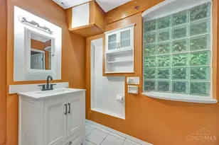 6851 Taylor Rd, Green Township, OH 45248 - Photo 20