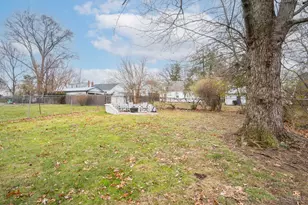 6848 Somerset Dr, Springfield Township, OH 45224 - Photo 34