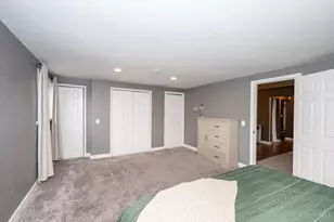 6848 Somerset Dr, Springfield Township, OH 45224 - Photo 16