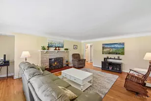 1075 Nimitz Ln, Anderson Township, OH 45230 - Photo 4