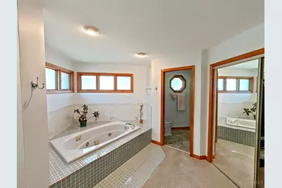 8410 Toddcreek Circle, West Chester, OH 45069 - Photo 12