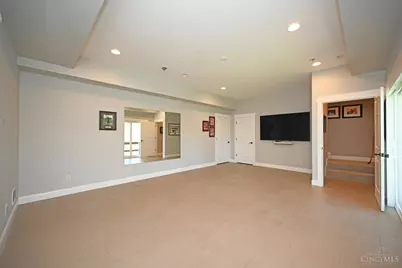 621 Athens Avenue, Cincinnati, OH 45226 - Photo 46