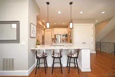 621 Athens Avenue, Cincinnati, OH 45226 - Photo 14