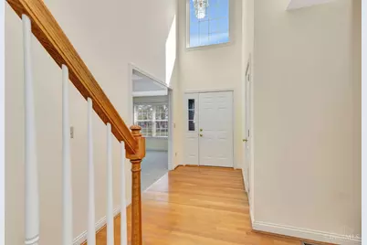 8552 Deerway Drive, Sycamore Township, OH 45236 - Photo 6