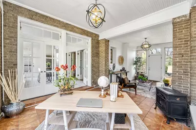 718 Clinton Springs Avenue, Cincinnati, OH 45229 - Photo 18