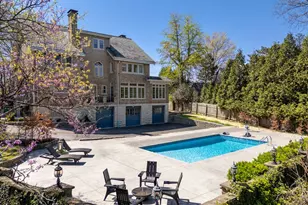 718 Clinton Springs Ave, Cincinnati, OH 45229 - Photo 48