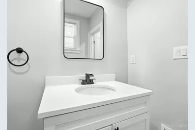 2978 Wardall Avenue, Cincinnati, OH 45211 - Photo 38