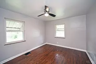 39 Laurel Ave, Springfield Township, OH 45216 - Photo 12