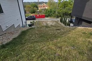 3942 Feemster St, Cincinnati, OH 45226 - Photo 4