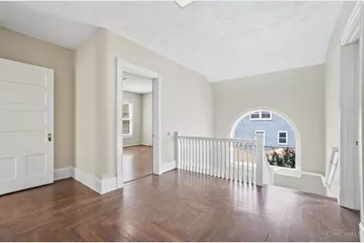 3990 Beechwood Avenue, Cincinnati, OH 45229 - Photo 22