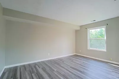 212 Duchess Lane, Union Township, OH 45255 - Photo 4