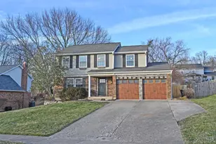 7712 Stonehill Dr, Anderson Township, OH 45255 - Photo 2