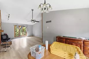 124 Fairborn Dr, Hamilton, OH 45013 - Photo 8