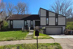 124 Fairborn Dr, Hamilton, OH 45013 - Photo 1