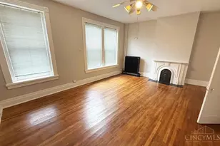 2215 Ohio Ave, Cincinnati, OH 45219 - Photo 2