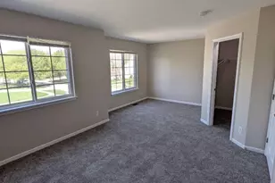 8724 Galecrest Dr, Hamilton Township, OH 45039 - Photo 18