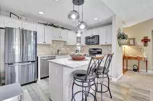 8003 Pinnacle Point Dr, West Chester, OH 45069 - Photo 4